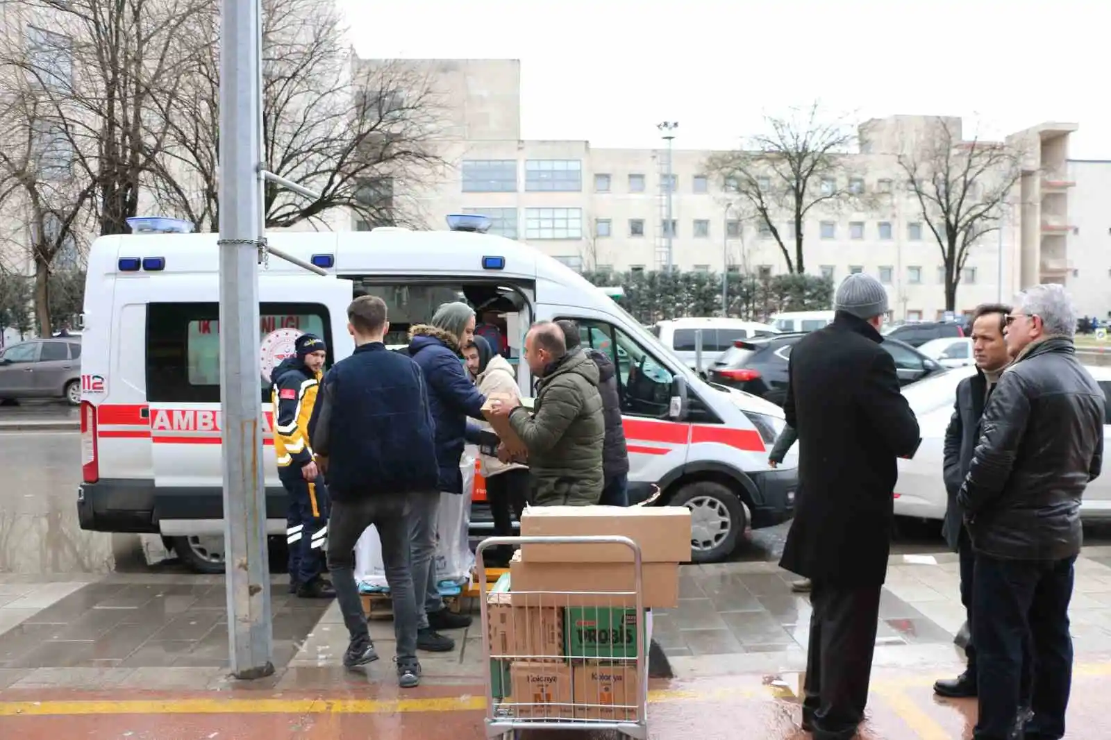 Sakarya’dan deprem bölgesine 160 kişilik sağlık ordusu