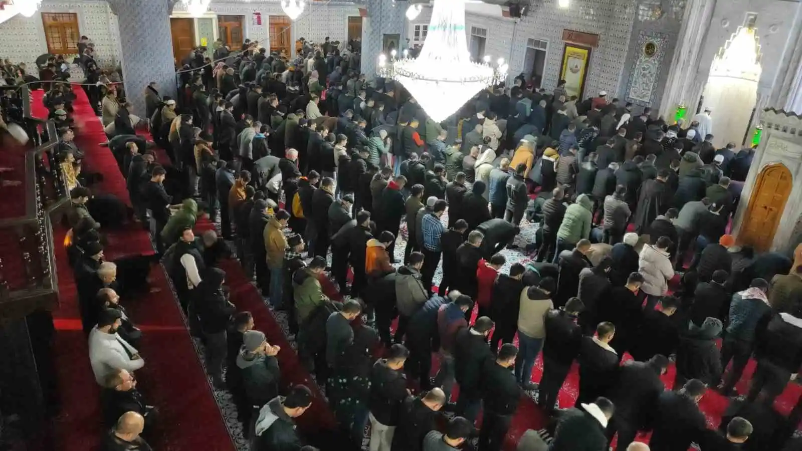 Şanlıurfa’da Miraç Kandili coşkusu