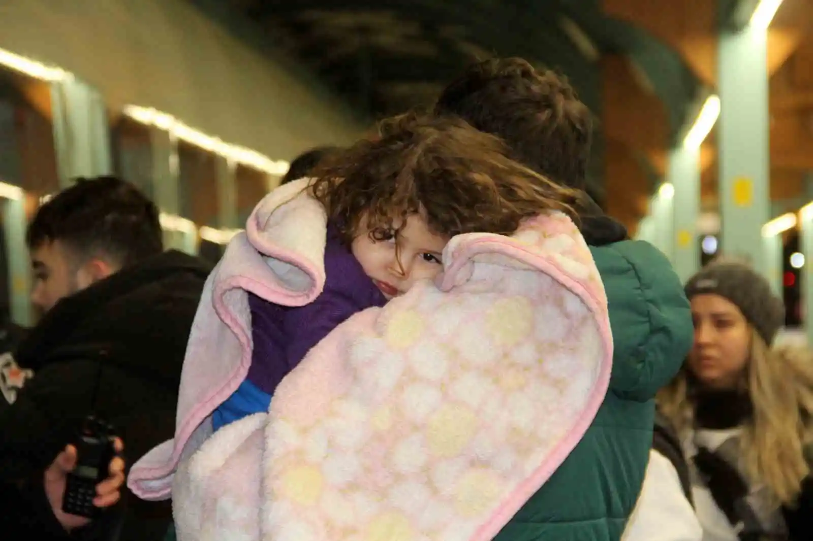 Sivas’ta YHT ilk yolculu seferinde depremzedeleri taşıdı