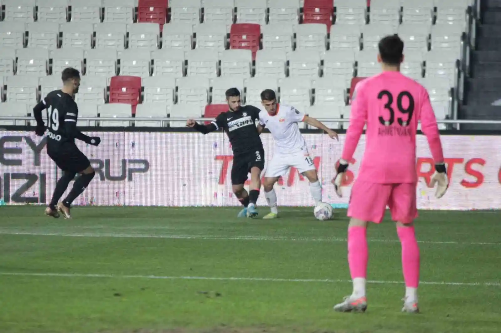 Spor Toto 1. Lig: Altay: 0 - Adanaspor: 1