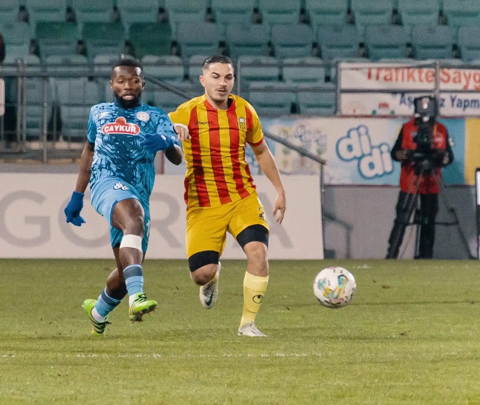 Spor Toto 1. Lig: Çaykur Rizespor: 5 - Yeni Malatyaspor: 1