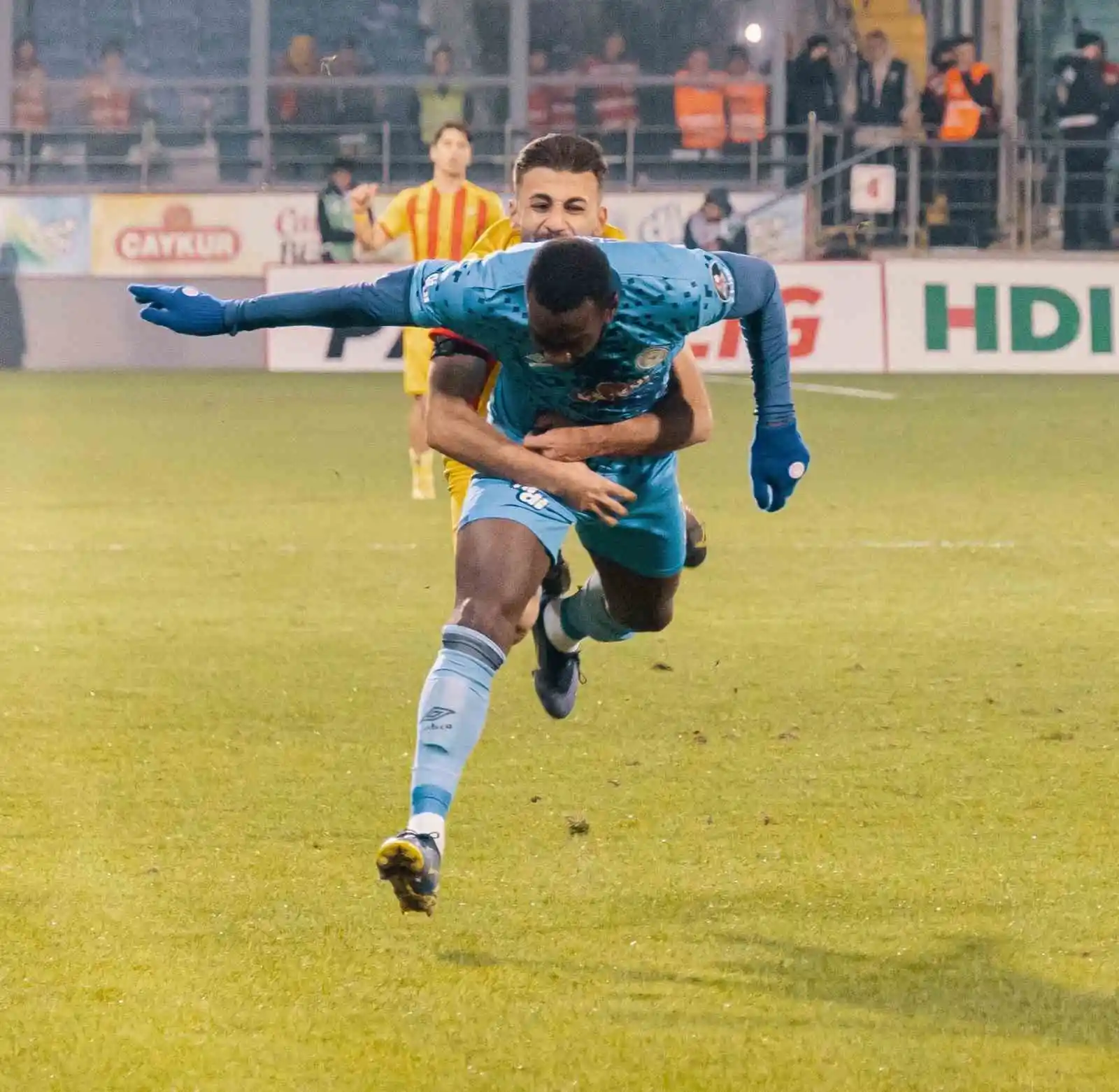 Spor Toto 1. Lig: Çaykur Rizespor: 5 - Yeni Malatyaspor: 1