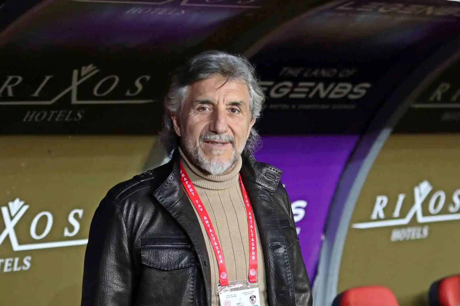 Spor Toto Süper Lig: FTA Antalyaspor: 1 - Gaziantep FK: 0 (İlk yarı)