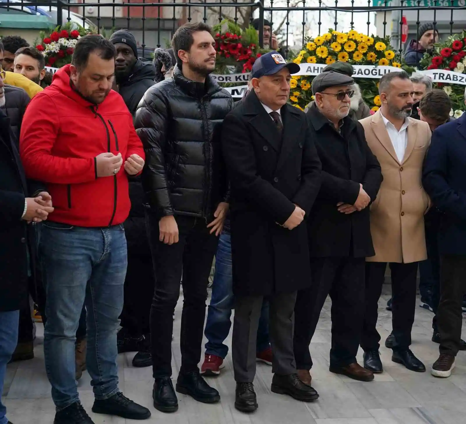 Süleyman Hurma’nın babası Ziya Hurma, son yolculuğuna uğurlandı
