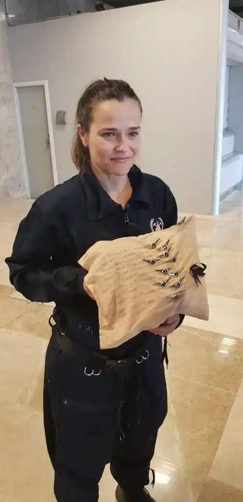 THY kabin ekibinden uçakta bulunan arama kurtarma ekibine ay-yıldızlı teşekkür