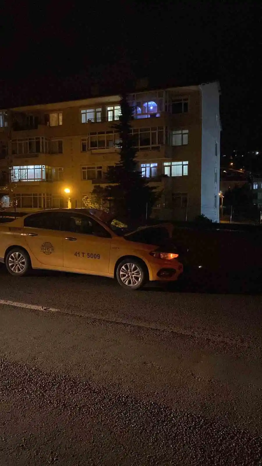 Ticari taksinin çarptığı 62 yaşındaki adam hayatını kaybetti