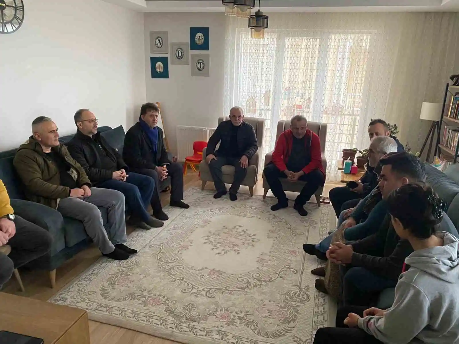 Türkeli’de 14 depremzede aile ağırlanıyor