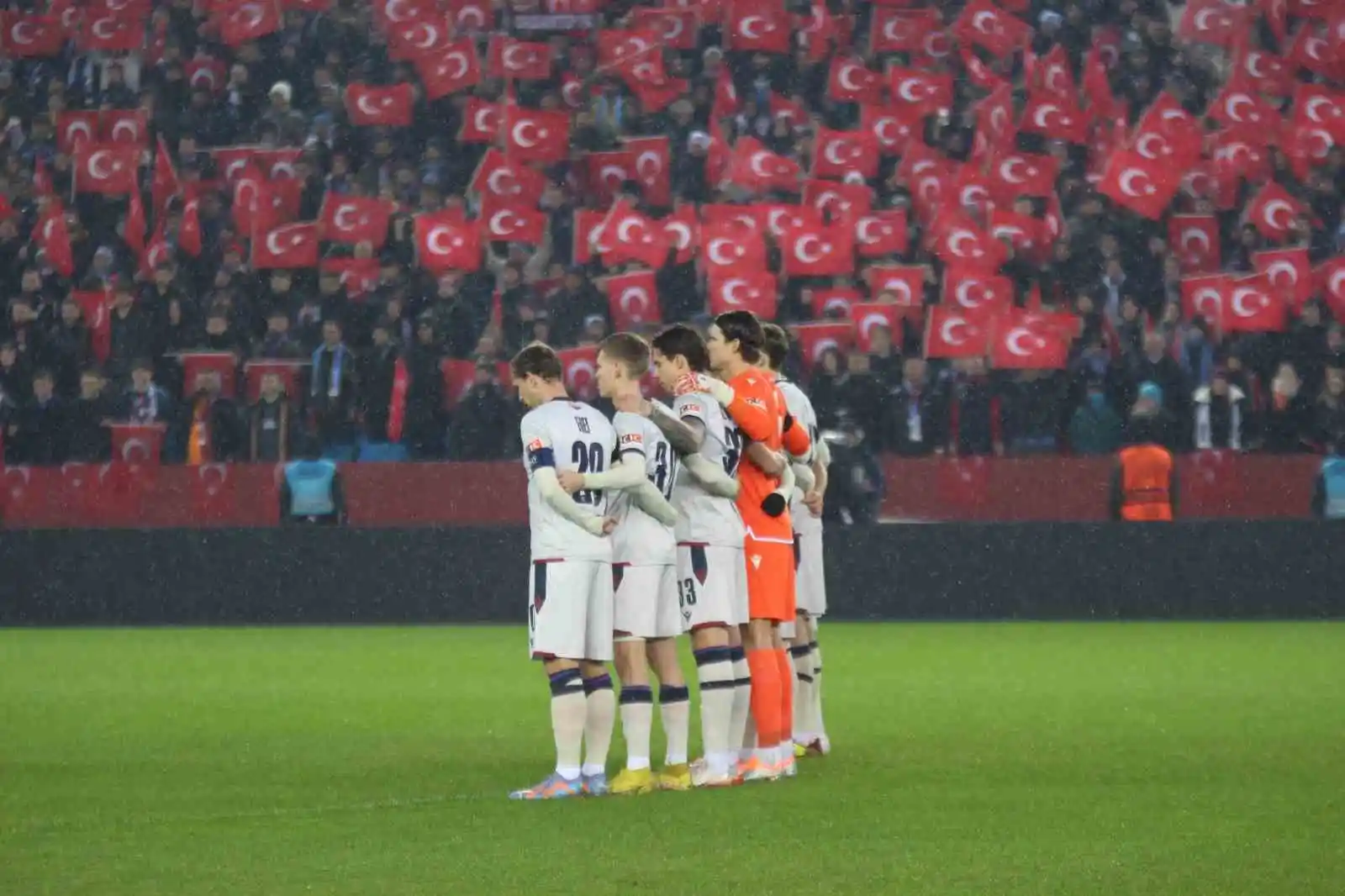 UEFA Avrupa Konferans Ligi: Trabzonspor: 0 - Basel: 0 (İlk yarı)
