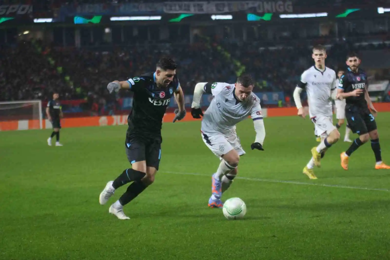 UEFA Avrupa Konferans Ligi: Trabzonspor: 0 - Basel: 0 (İlk yarı)