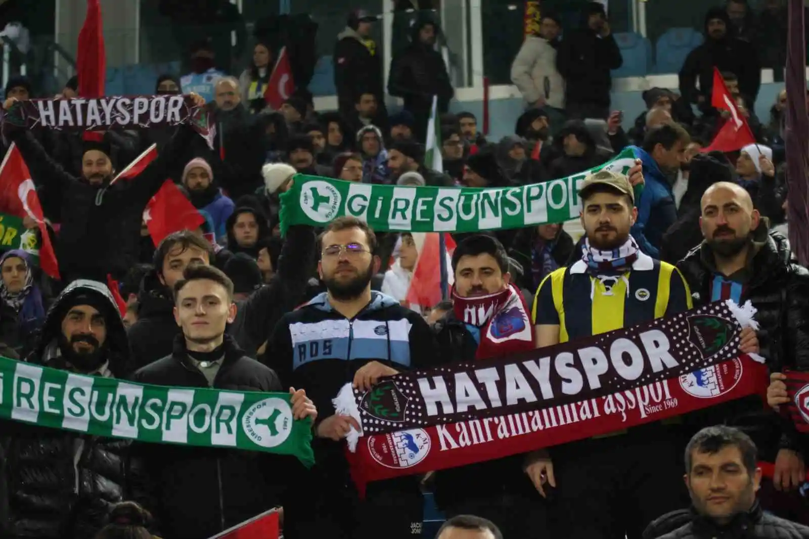 UEFA Avrupa Konferans Ligi: Trabzonspor: 0 - Basel: 0 (İlk yarı)