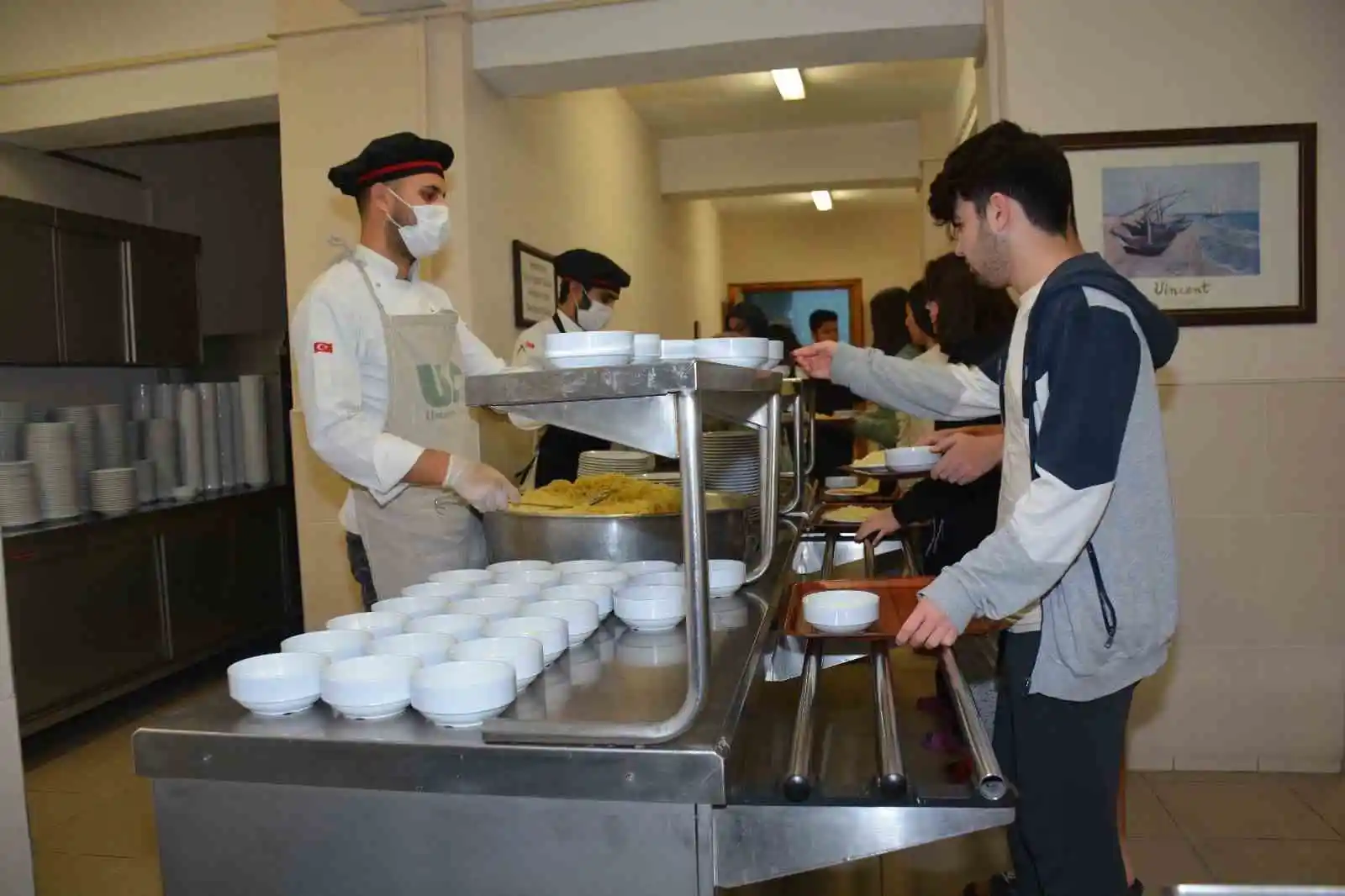 Uşak’ta okul öncesi öğrencilere haftada 5 gün ücretsiz yemek verilecek
