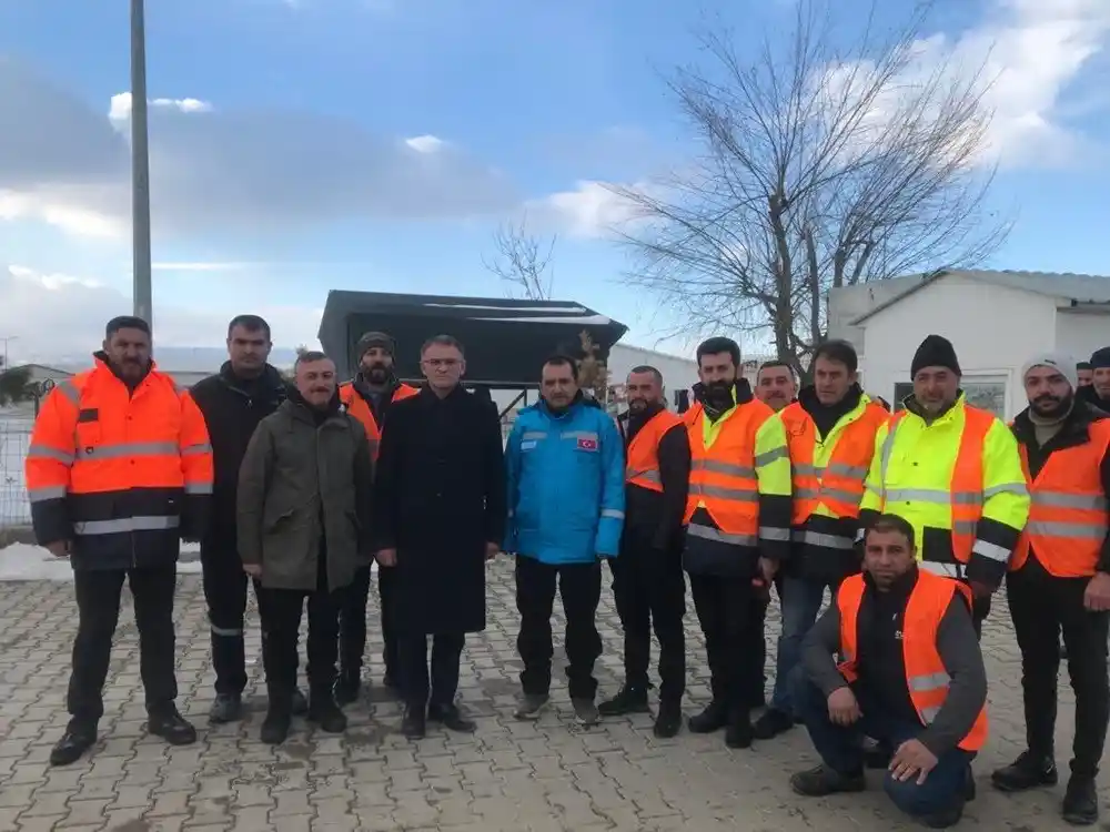 Van ekibinin Malatya’da kurumuna başladığı konteyner kent hızla tamamlanıyor
