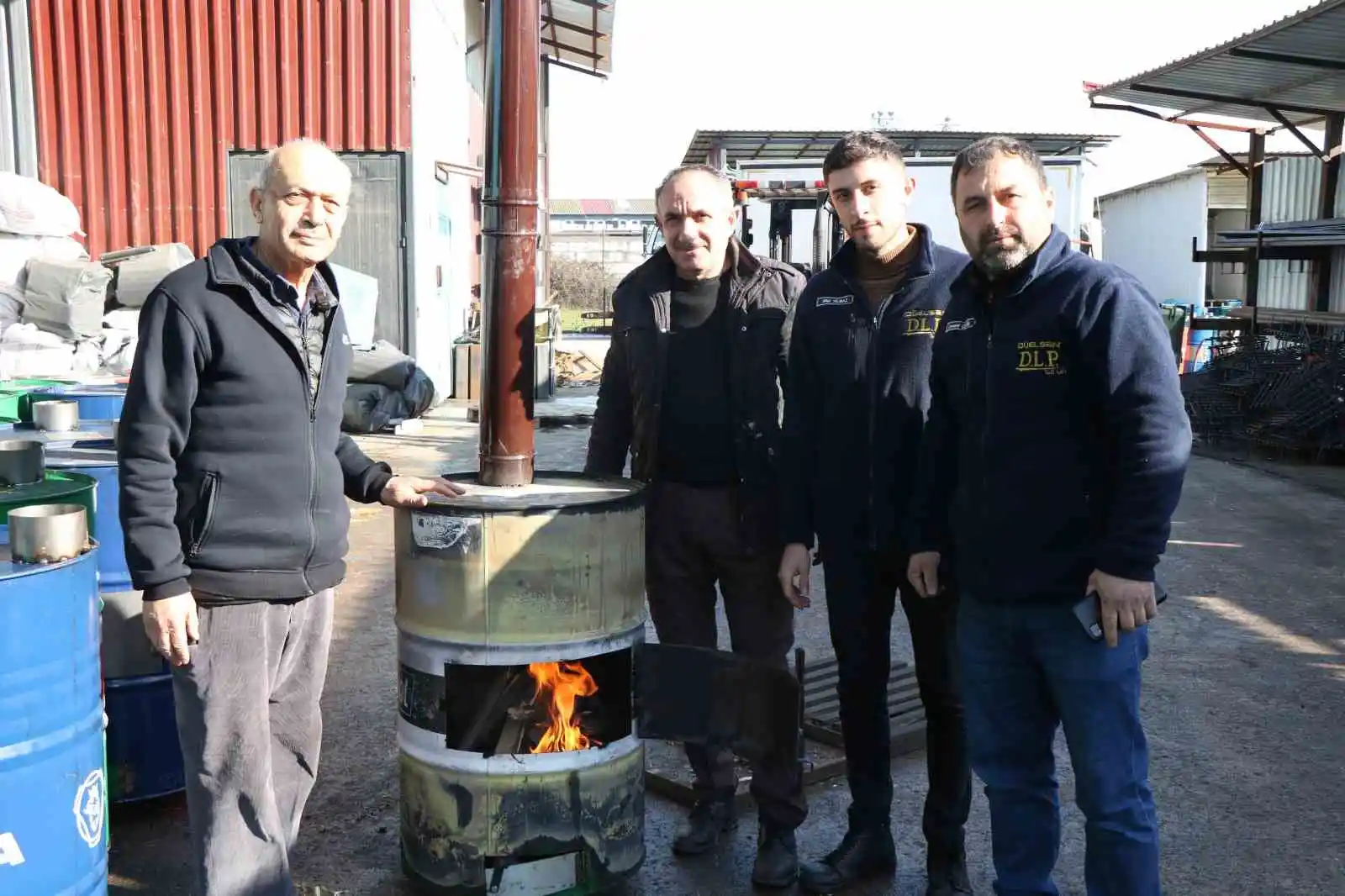 Variller depremzedeler için soba oluyor
