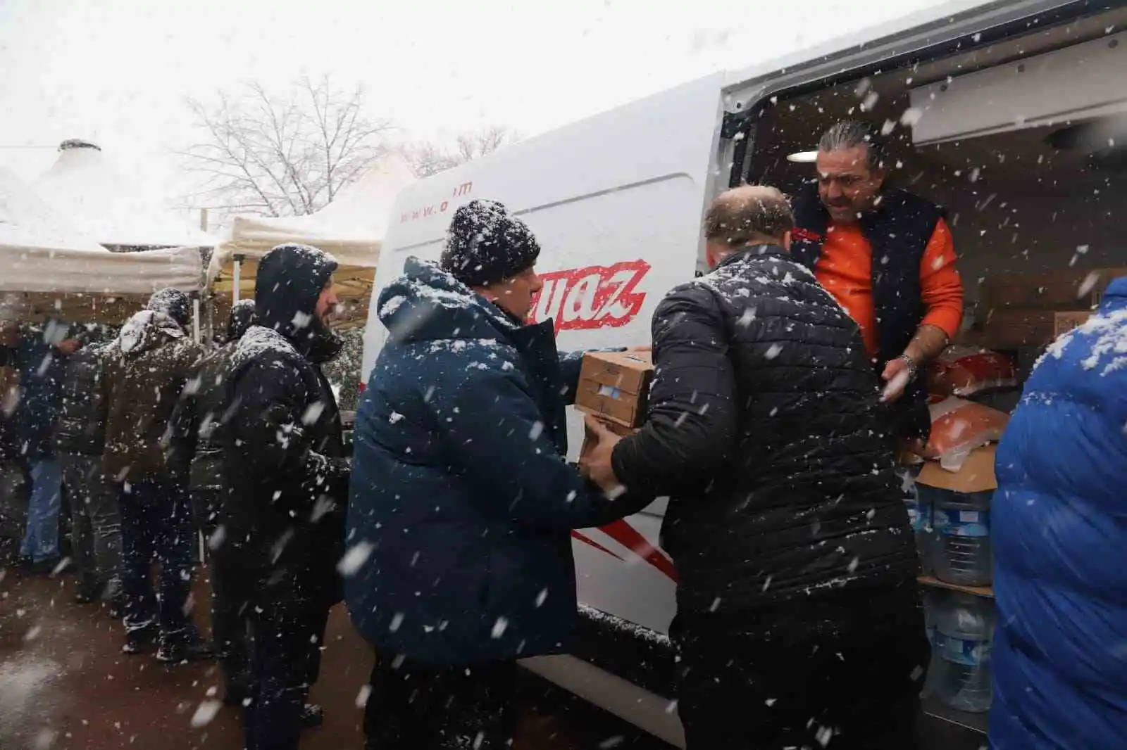 Yardım konvoyu Elbistan için yola çıktı
