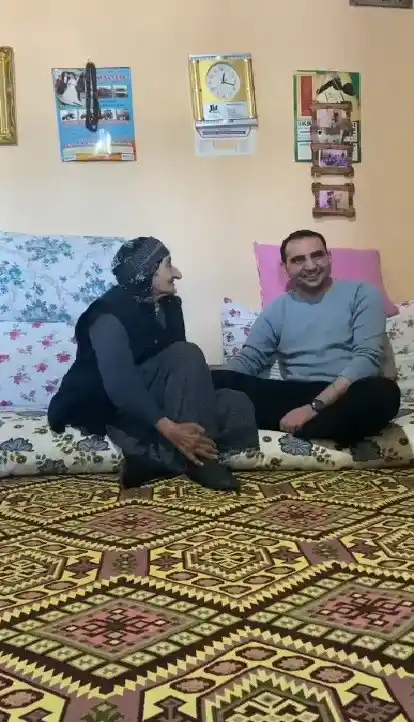 Yaşlılık maaşını depremzedelere bağışlamıştı
