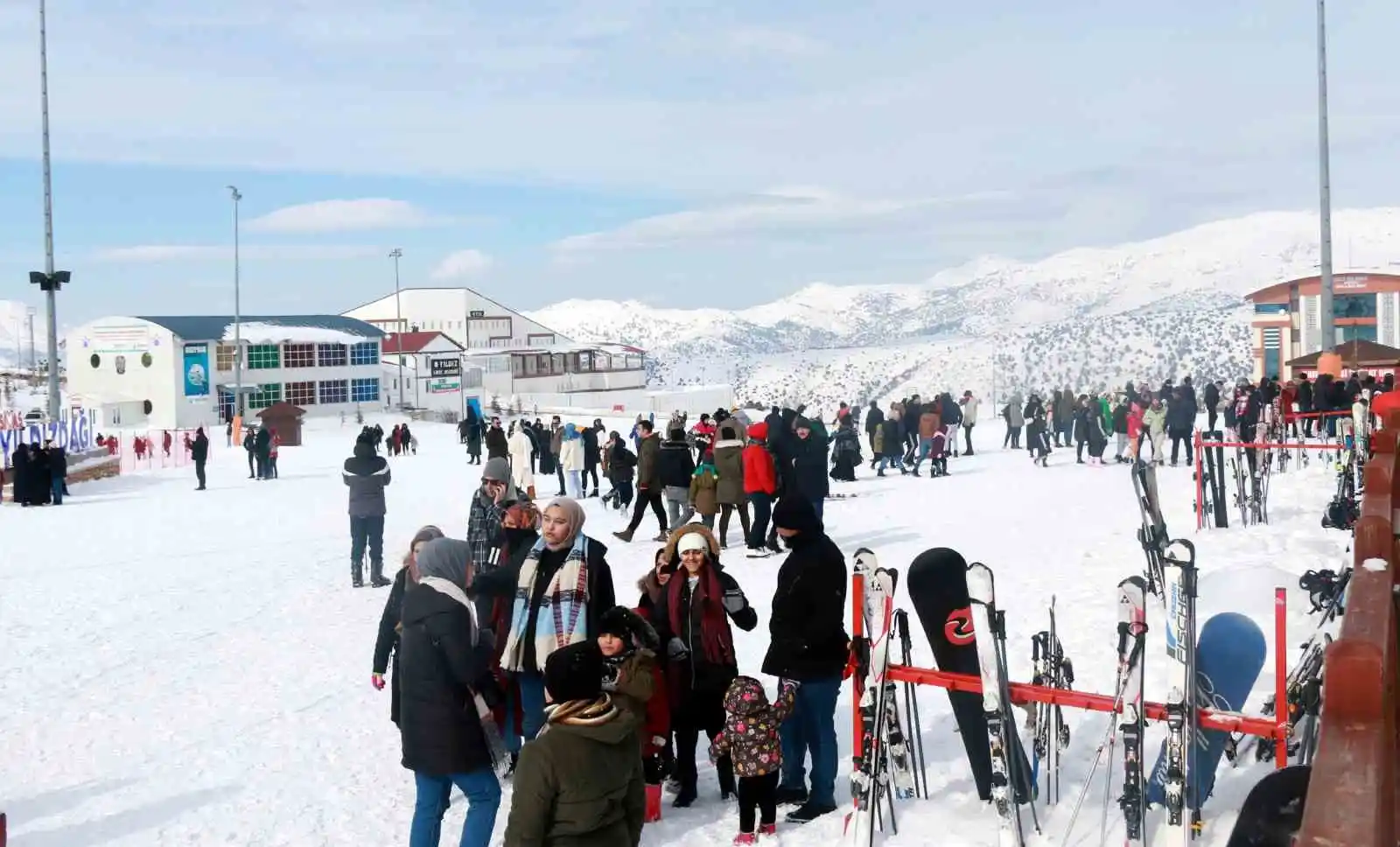 Yıldız Dağı’nda hafta sonu yoğunluğu
