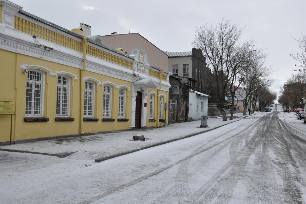 Kars'a kış geri geldi