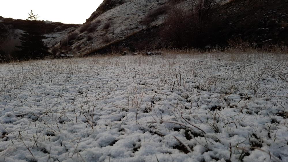 Kars'a Mart karı yağdı, şehir beyaza büründü