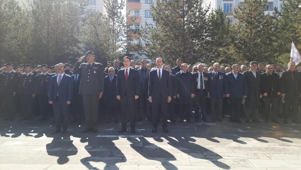 Kars'ta Çanakkale Zaferi törenle kutlandı