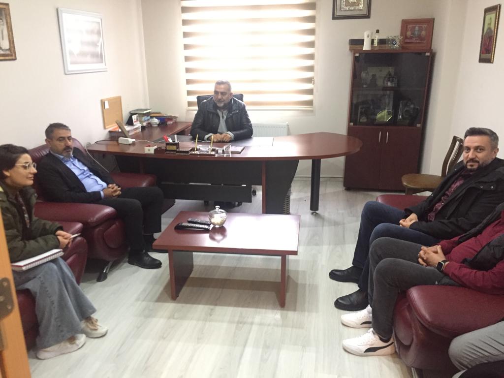 Kılıçdaroğlu gönüllülerinden Serhat TV'ye ziyaret