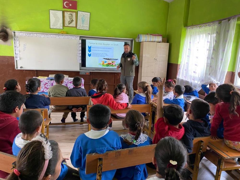 Kars'ta okullarda hijyen eğitimi veriliyor