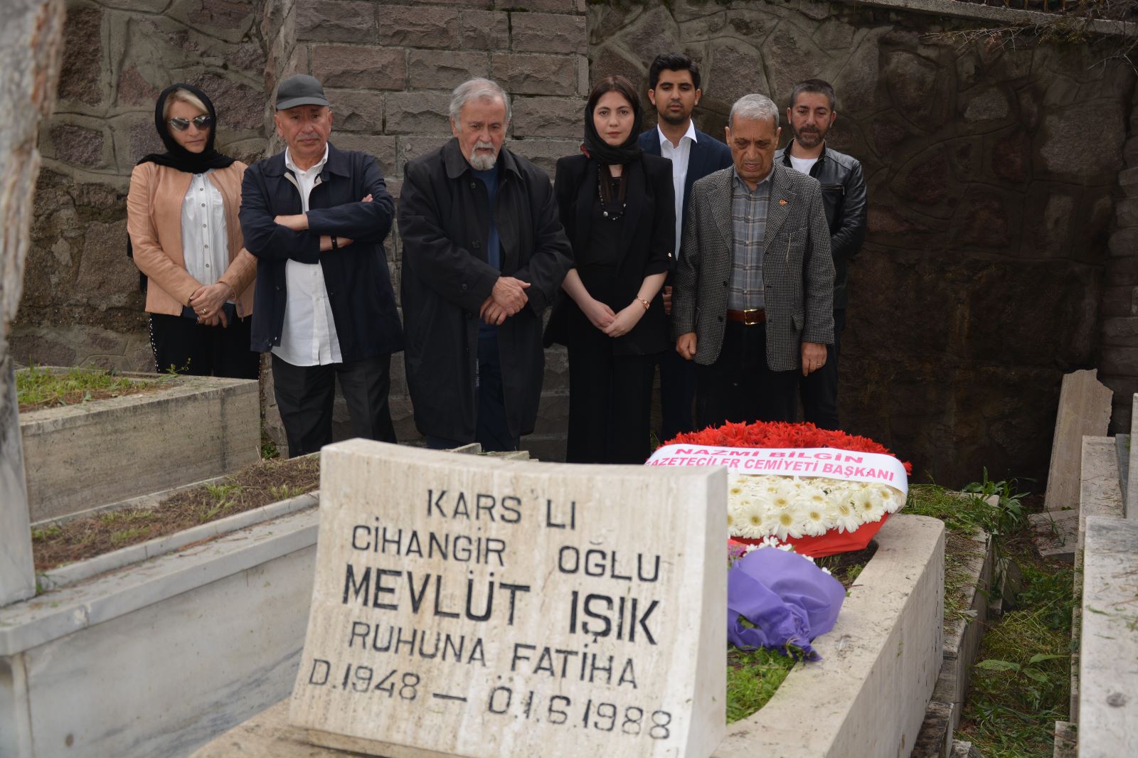 Karslı Gazeteci Mevlüt Işık Mezarı Başında Anıldı