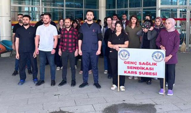 Kars'ta Genç Sağlık Sen'den basın açıklaması