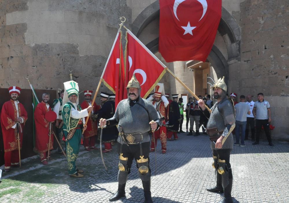 Ani'de Fetih, Kars'ta Sıradan Bir Gün