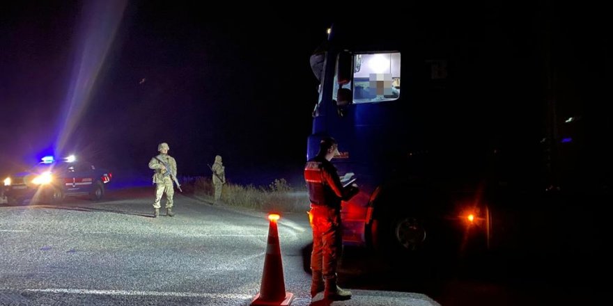 Jandarma Teyakkuza Geçti