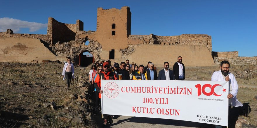 Ani'ye 100. Yıl Sağlık Yürüyüşü