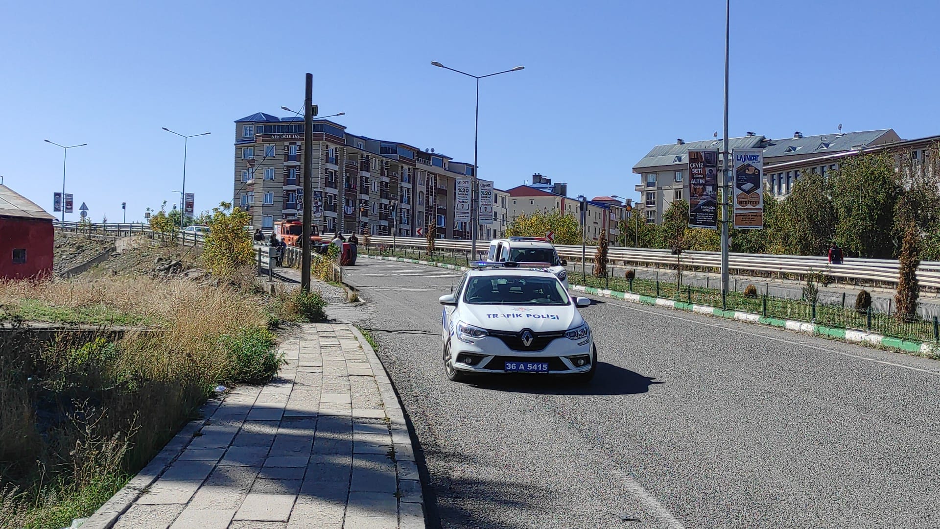 Kars'ta forklift devrildi: 1 yaralı