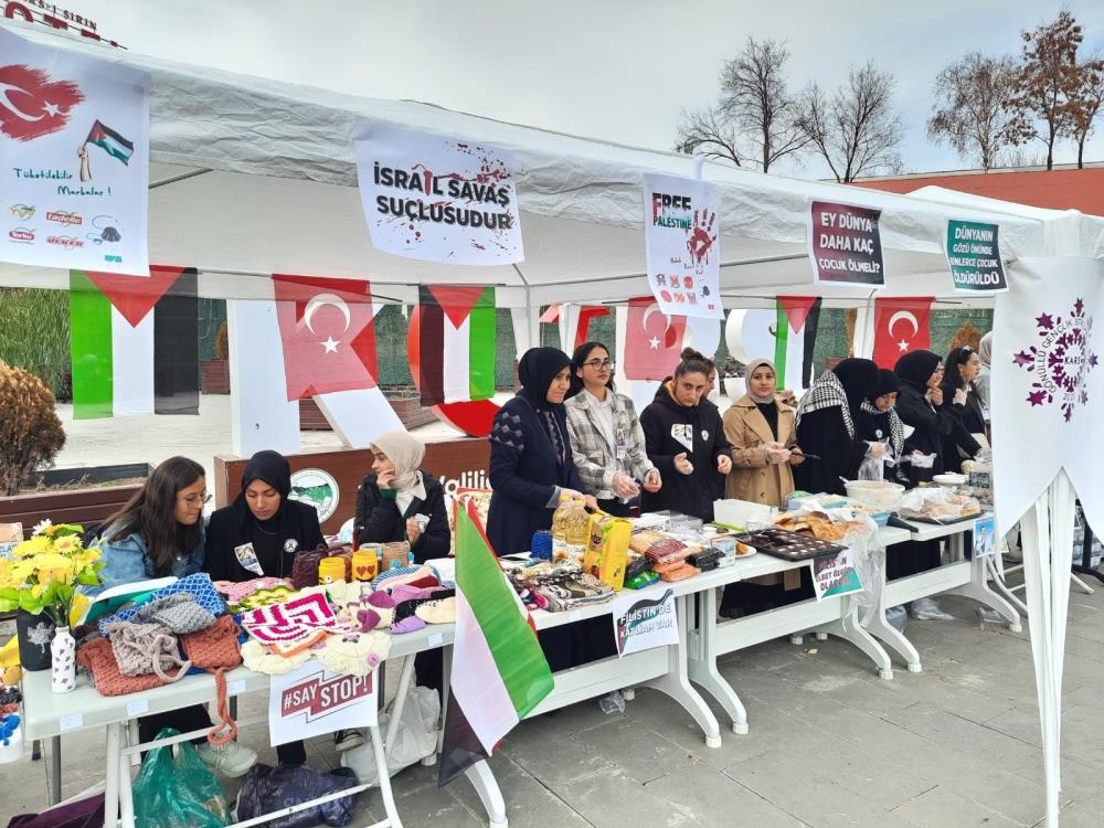 Kars'ta Filistin'e destek çarşısı açıldı