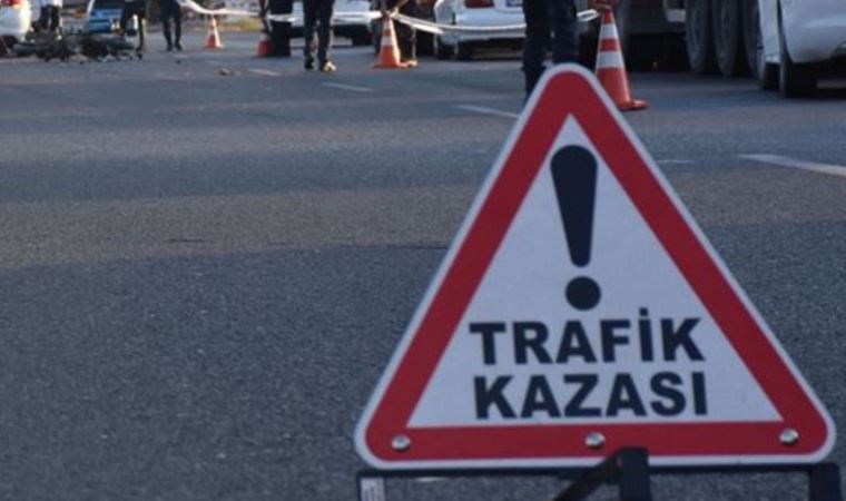 Kars'ta trafik kazası 2 ölü, 1 yaralı