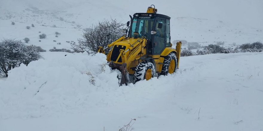 Kars'ta 56 köy yolu ulaşıma kapandı