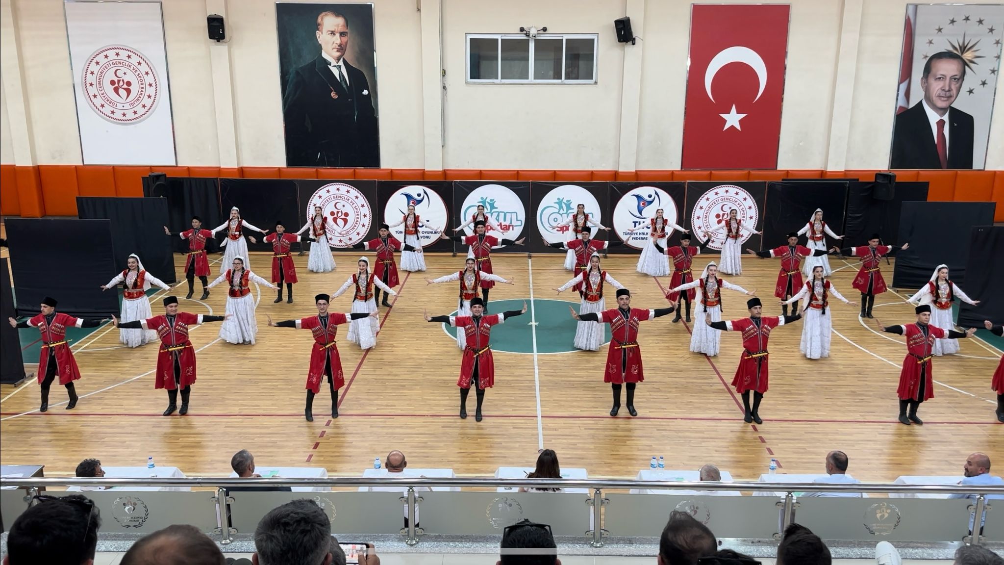 Kars Alpaslan Anadolu Lisesi Şampiyon Oldu