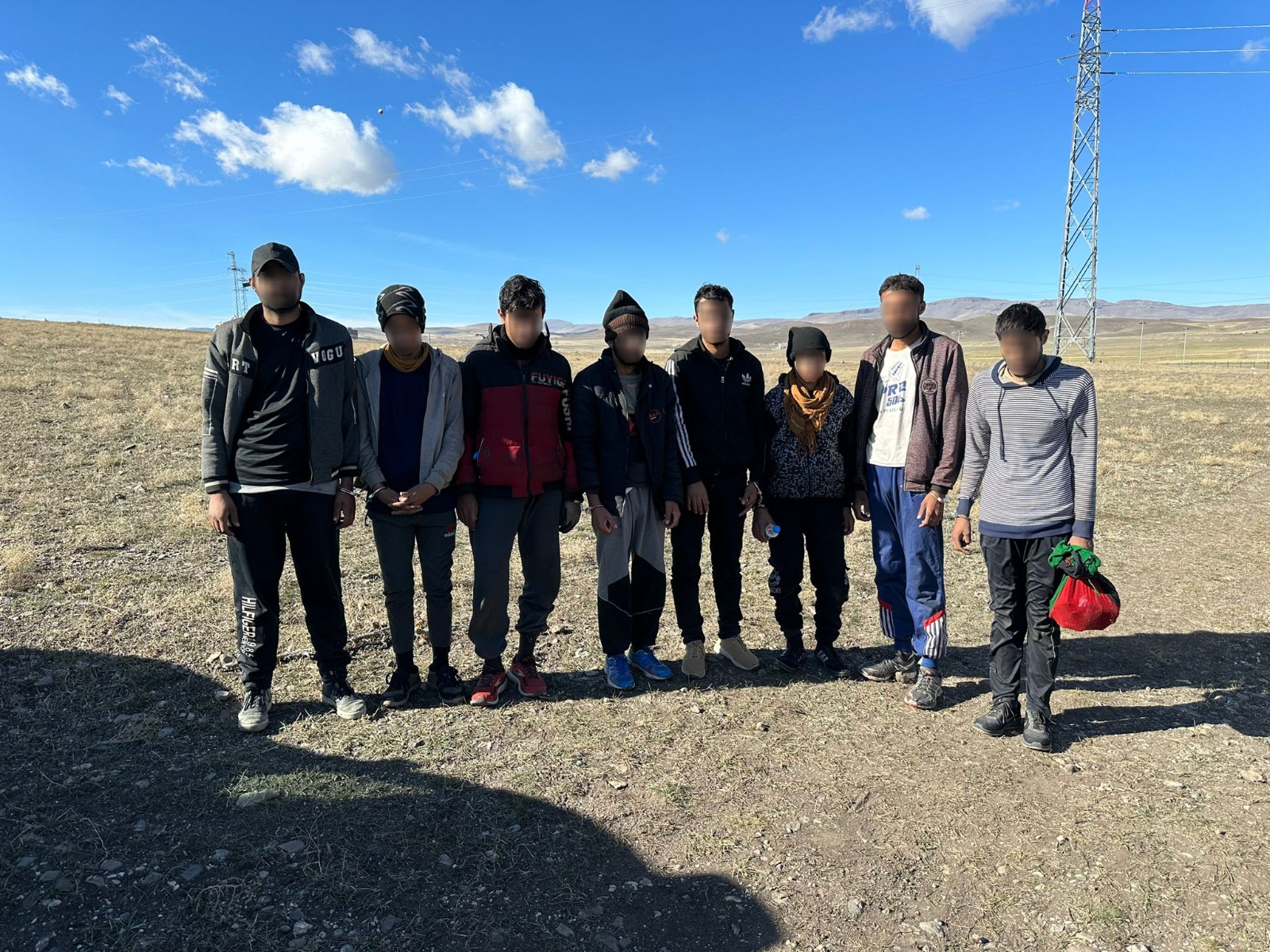 Kars'ta 33 düzensiz göçmen yakalandı
