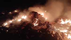 Kars'ta çöplükte yangın çıktı