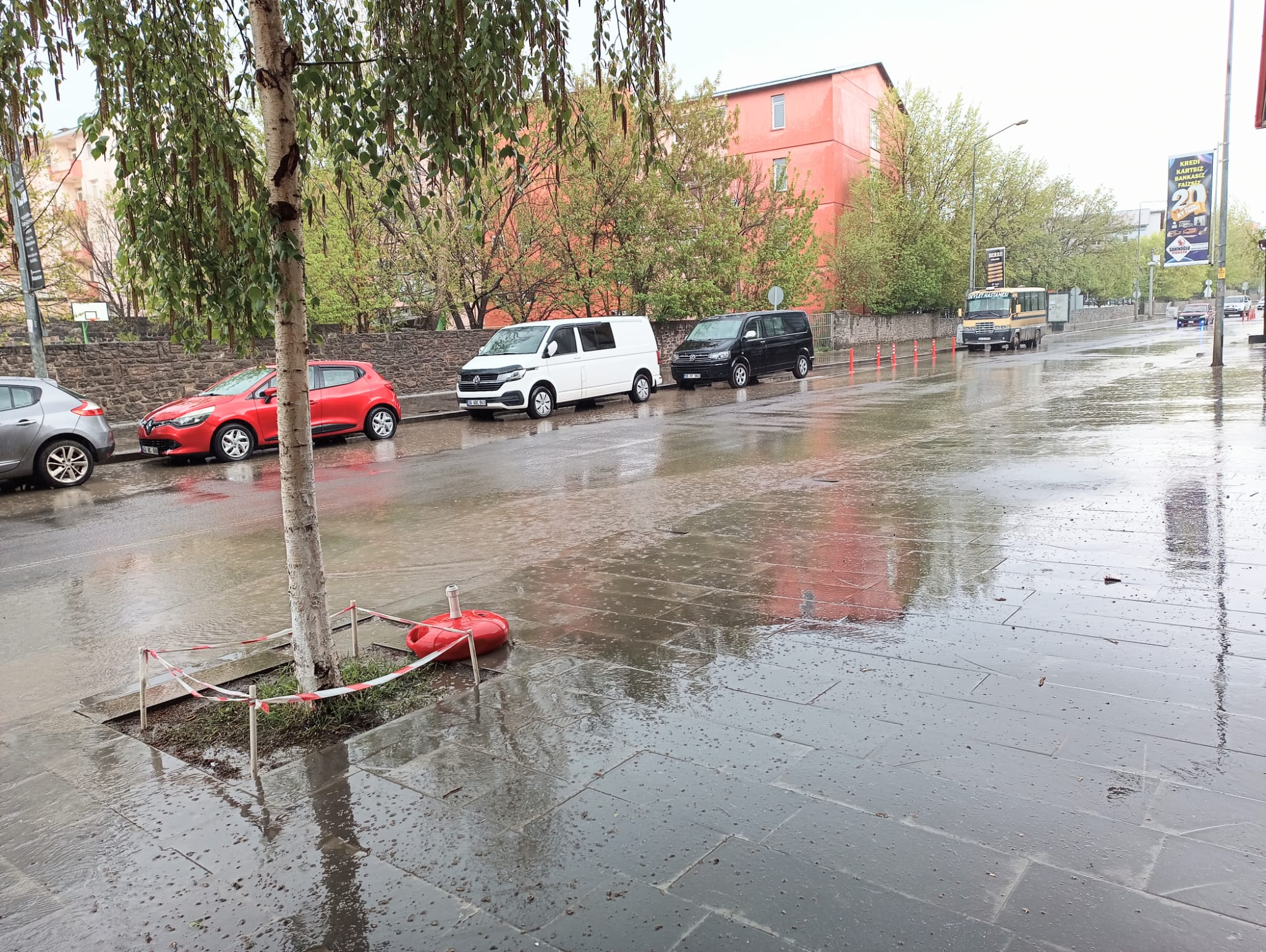 Kars'ta şiddetli yağmur etkili oldu