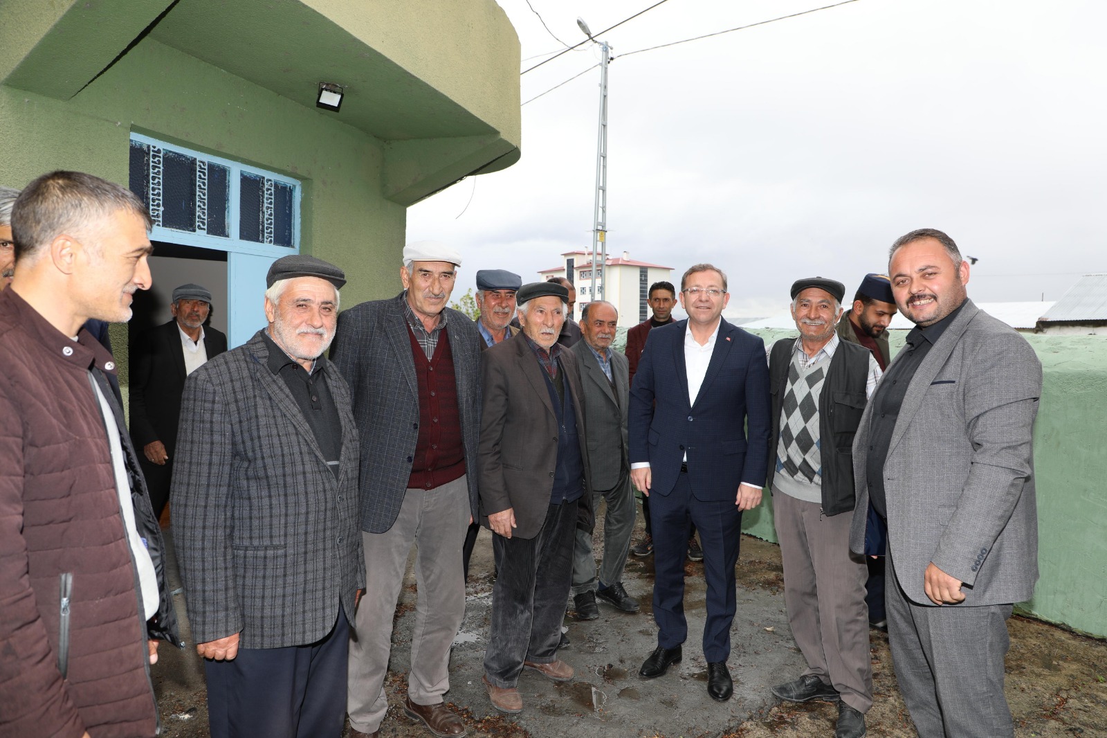 Vali Polat'ın Köy Ziyaretleri Sürüyor