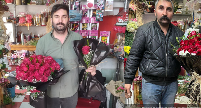 Anneler Günü Mesaisi, Kars'ta Çiçekçilerde Yoğunluk Başladı