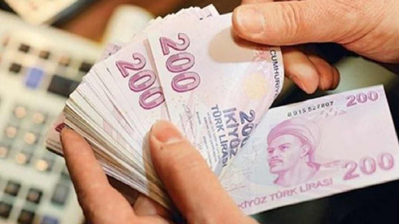 Kamu İşçisi Zam Pazarlığında Kriz Kapıda mı? Üçüncü Toplantıda da Teklif Yok, Sendikalar "Gelecek Hafta Olmazsa Grev!" Dedi!
