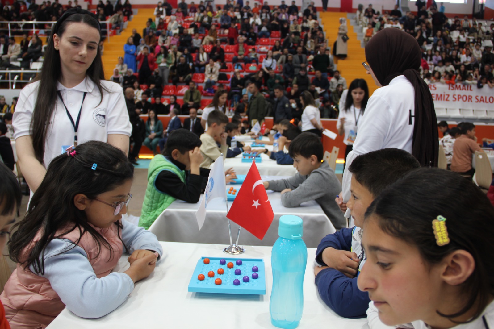 Kars'ta Akıl ve Zeka Oyunları İl Turnuvası başladı