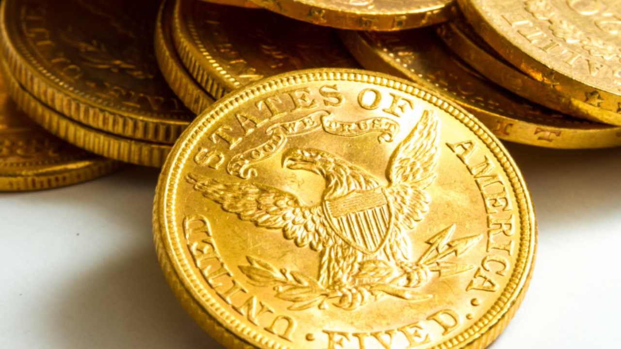 Moody's'in ABD kararı piyasaları sarstı: Ons altın neden yükseldi? İşte son durum!