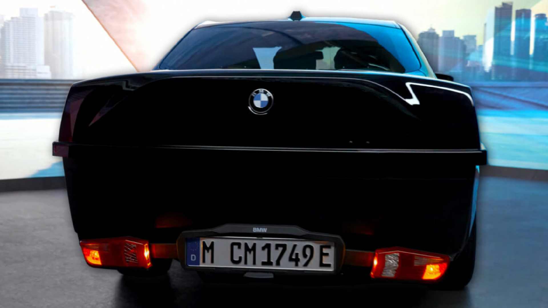 BMW'den Sürücülere Ekstra Yük Alanı: Yeni "Transport Box" Nedir ve Neler Sunuyor?