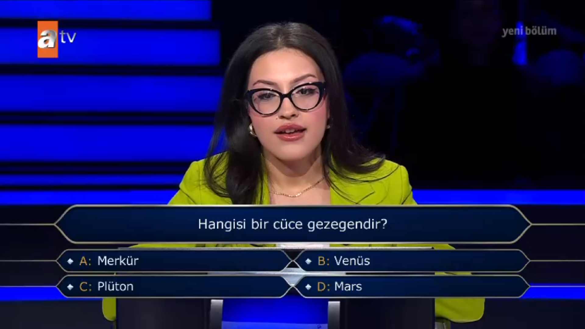 Hangisi cüce gezegendir? Milyoner'de olay yaratan Astronomi sorusu!