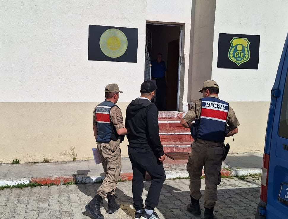Kars'ta aranan şahıs yakalandı