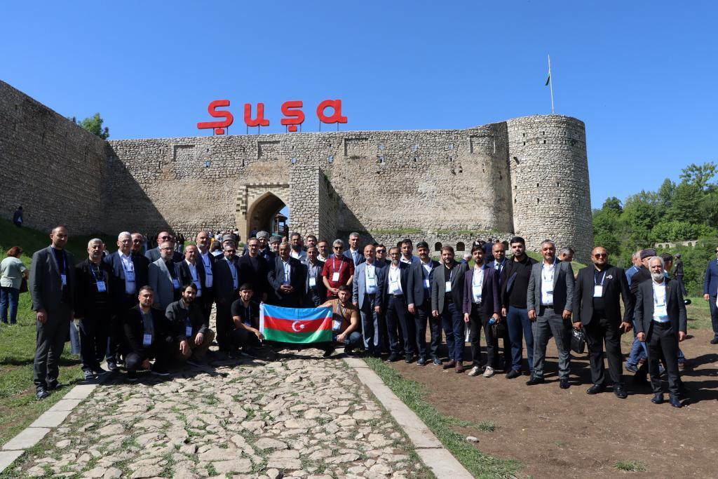 Kars ve Iğdır'dan Din Adamları Azerbaycan da