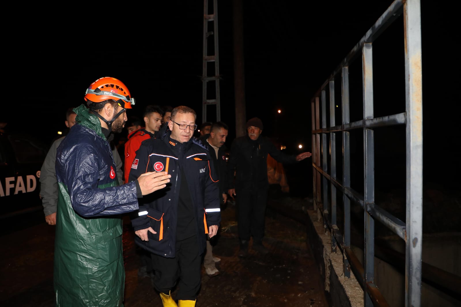 Vali Polat Sel Bölgesinde İncelemelerde Bulundu