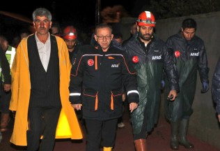 Vali Polat Sel Bölgesinde İncelemelerde Bulundu
