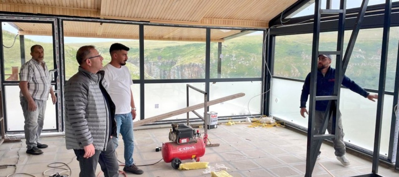 Vali Polat, Kış Bahçesi İnşaatını İnceledi